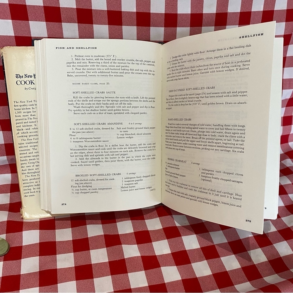 VINTAGE 1961 New York Times Cookbook Hardcover - Picture 4 of 8